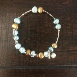Pearl bracelet